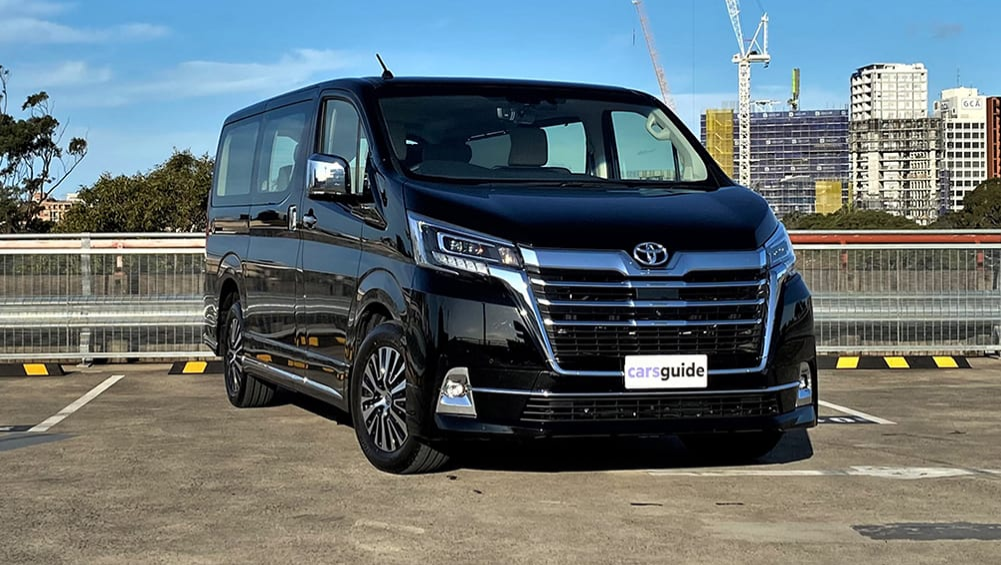 Toyota 6 seats Granvia for rent